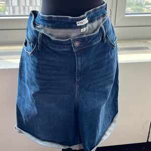 Plus size denim shorts
